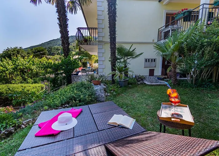 Lägenhet By The Sea Lovran, Opatija - 7837 Lovran